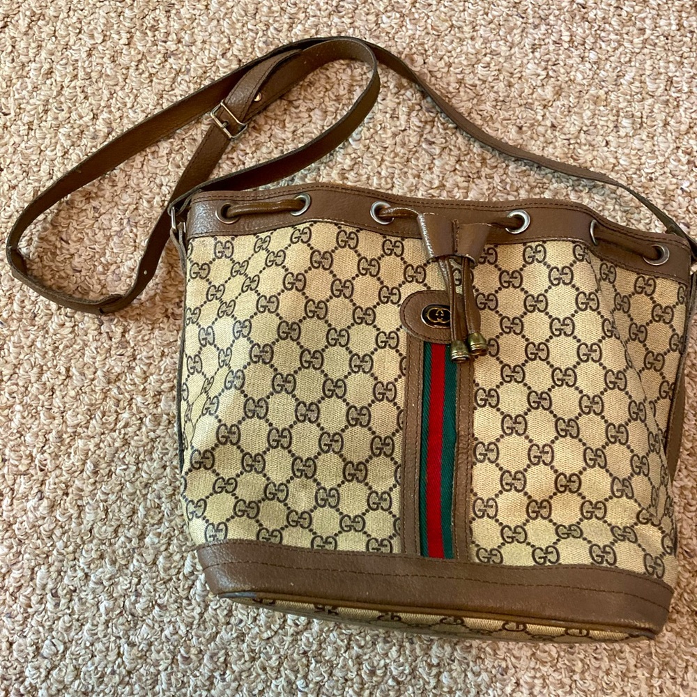 Taupe and tan G signature shoulder bag drawstring bucket purse